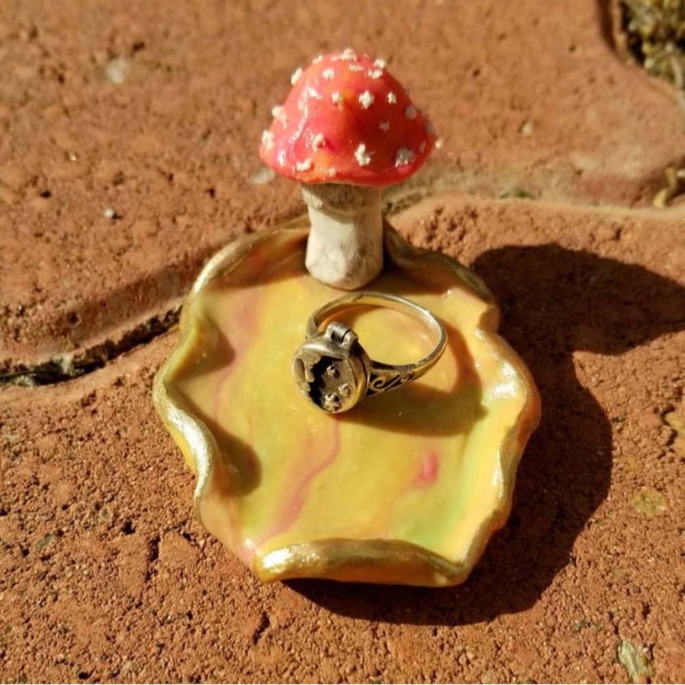 Handmade Mushroom Jewelry Dish / Holder